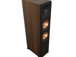 Klipsch RP-8000F II speaker front view showing dual 8 inch woofers and horn